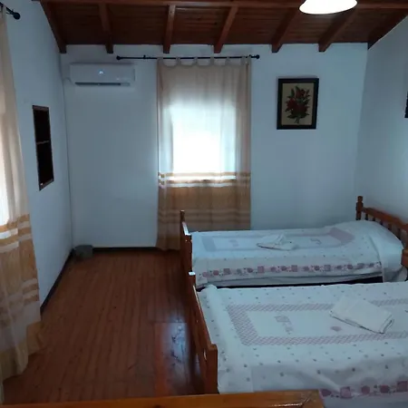 Nyaraló Traditional House With Loft -michalis' House In Kouramades- Kuramádesz